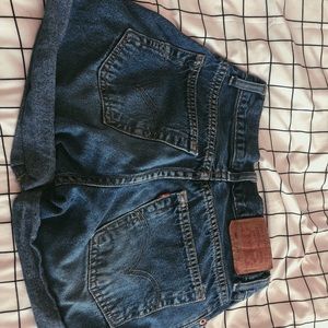 LEVI SHORTS